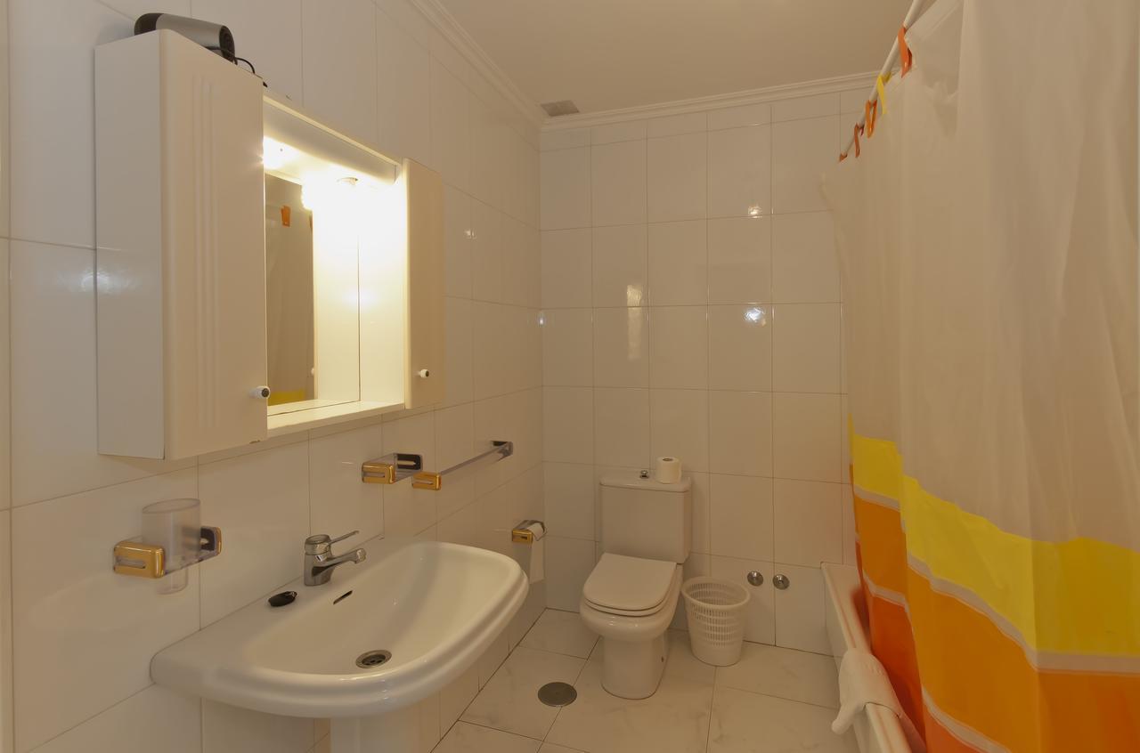 Apartamentos De Uso Turistico Fontina - Playa Montalvo - Sanxenx0 -Pontevedra Санхенхо Экстерьер фото