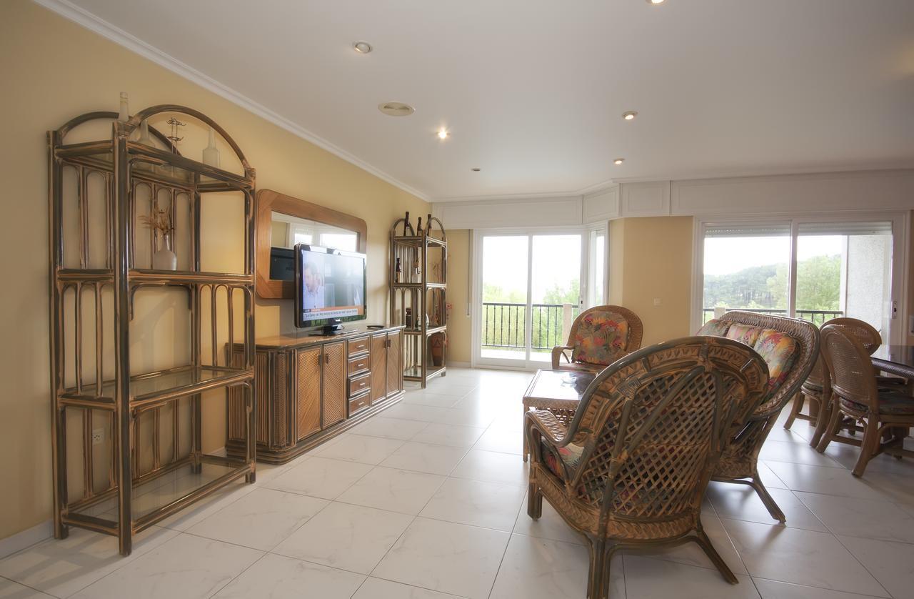 Apartamentos De Uso Turistico Fontina - Playa Montalvo - Sanxenx0 -Pontevedra Санхенхо Экстерьер фото